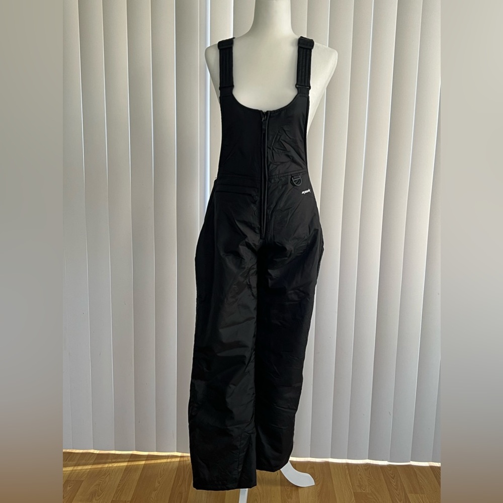 SKIGEAR Women’s Ski / Snow Pants One piece Small Black EUC